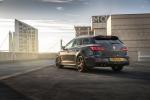 Seat Leon Cupra R ST 2019 года (UK)